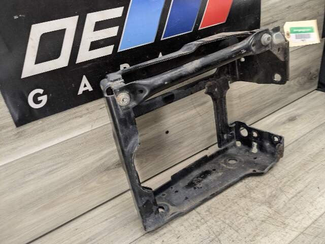 OEM BMW G01 G02 F97 F98 X3 X4 Front Left Driver Radiator Reinforcement Bracket