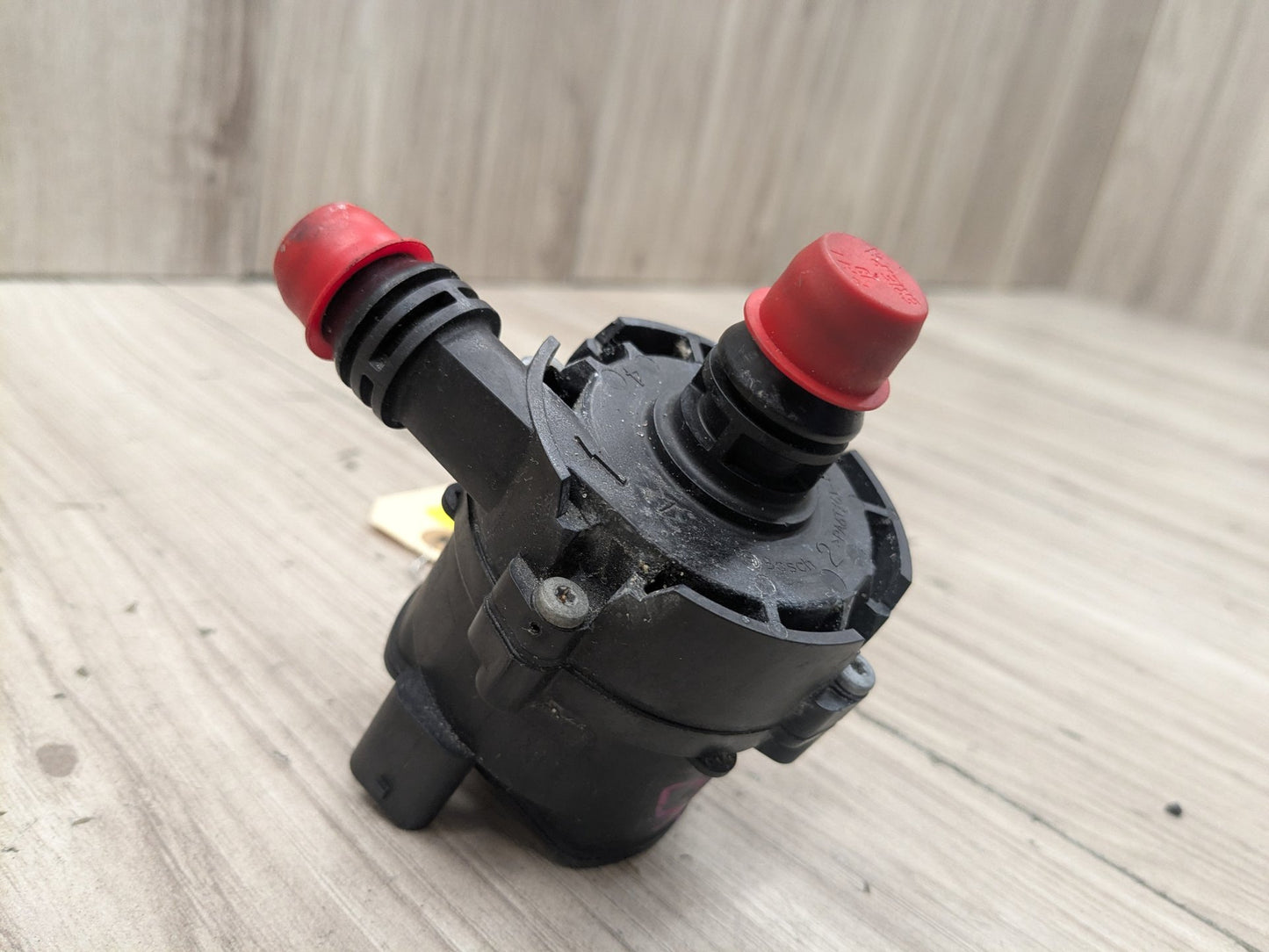 16-19 OEM BMW G11 G12 G30 M550 750 M760 Auxiliary Electric Coolant Water Pump