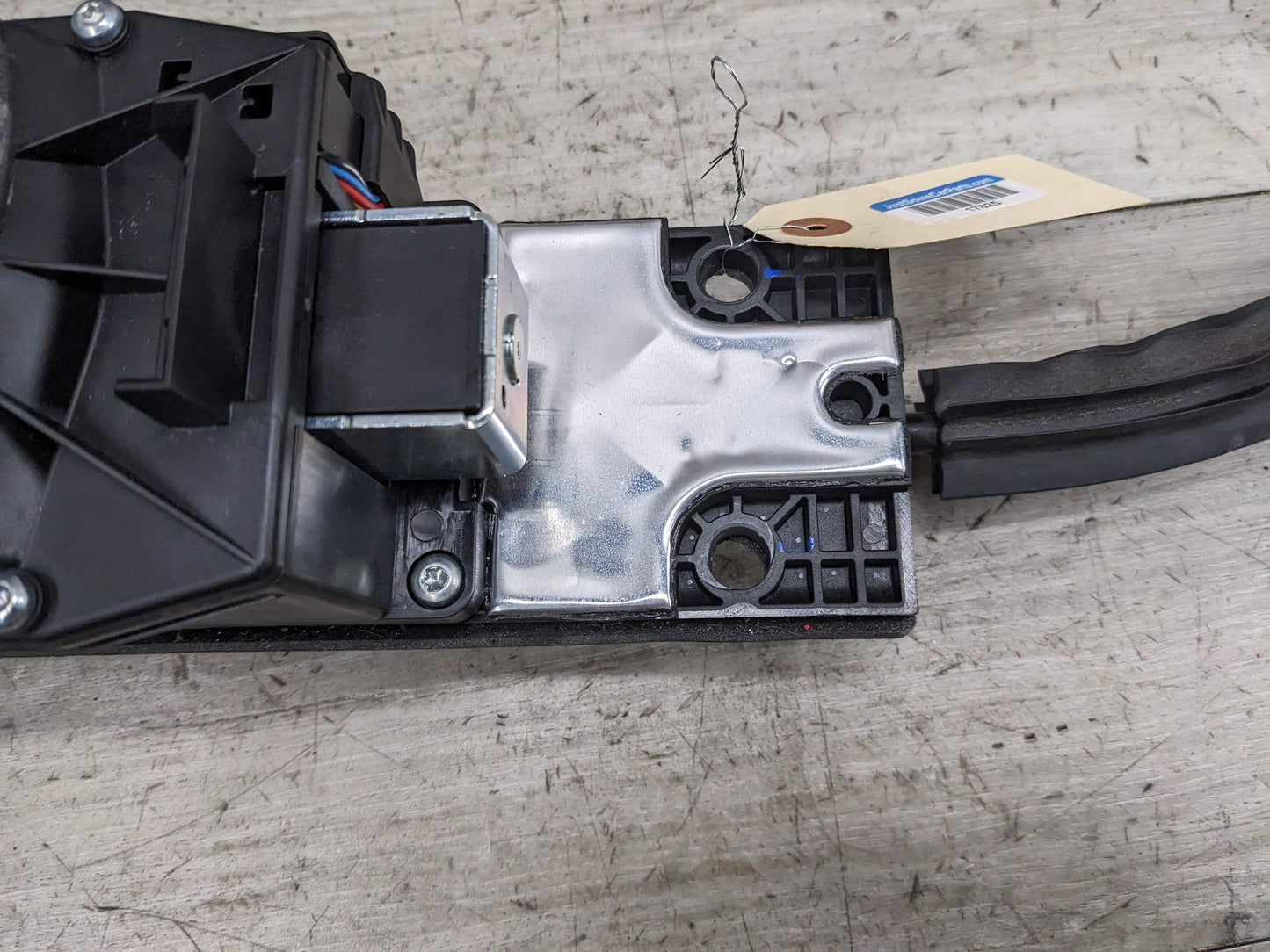 10-16 OEM Porsche Panamera Automatic Transmission Shifter Selector