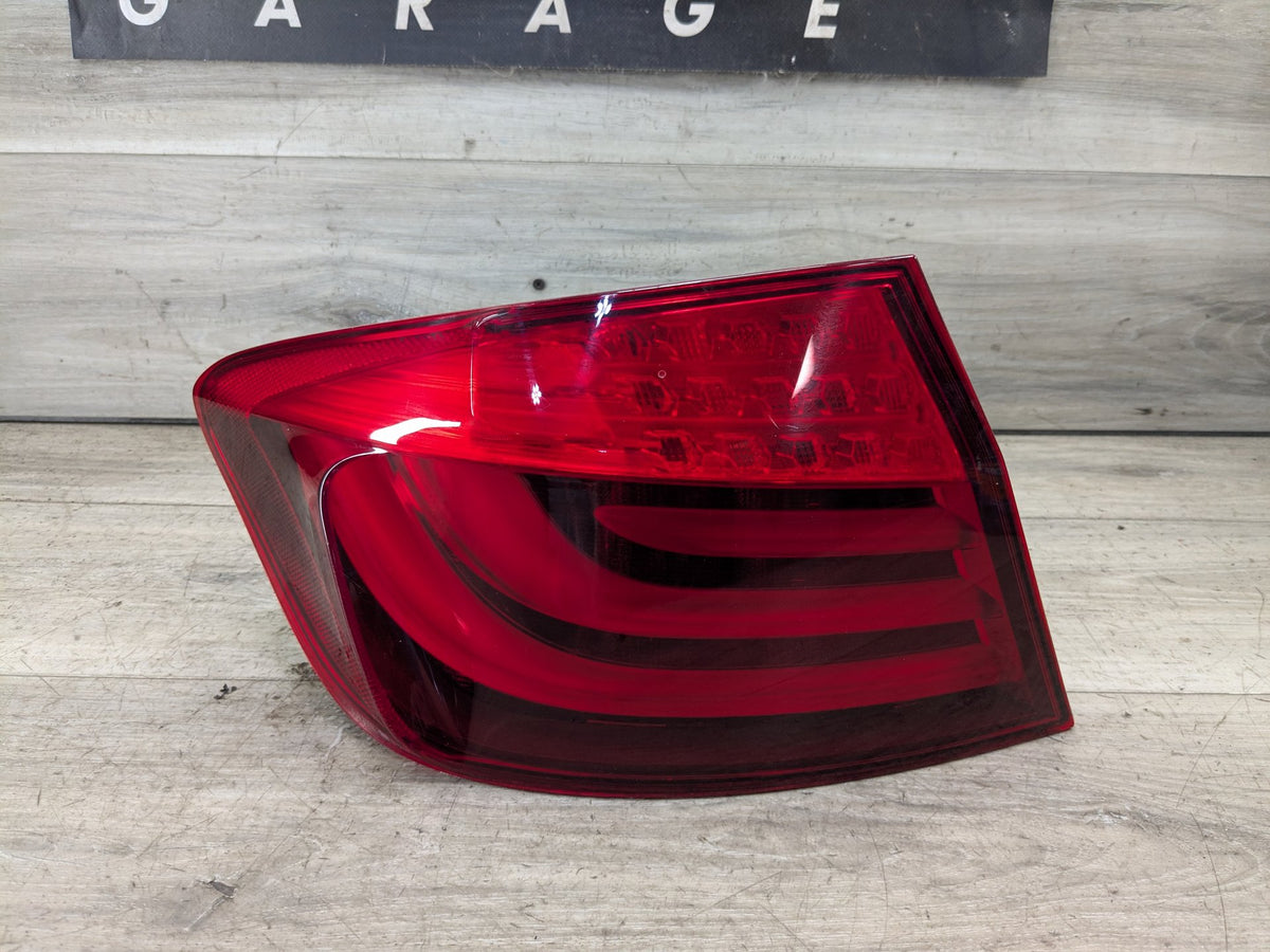 11-13 OEM BMW F10 528 535 550 M5 Rear Left Driver Side Outer Tail Light