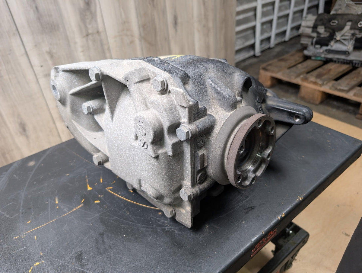 2010 BMW 335i N54B30O0 Rear Axle Carrier Differential 114124k 7572054
