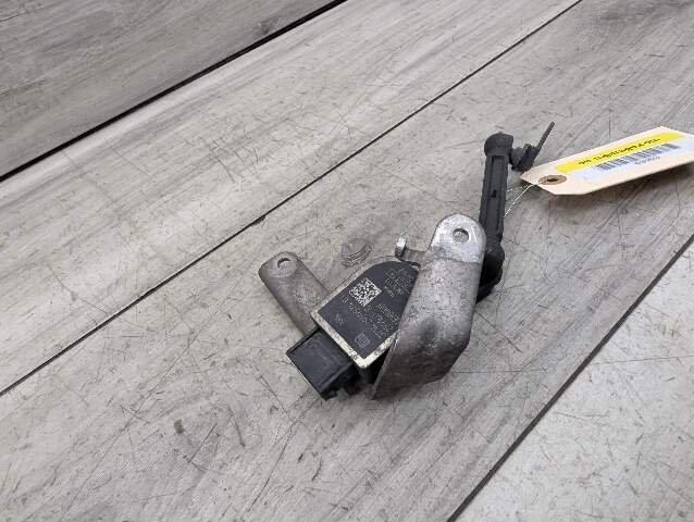 OEM BMW F30 F44 F80 G01 G20 G30 Front Rear Left Right Suspension Level Sensor
