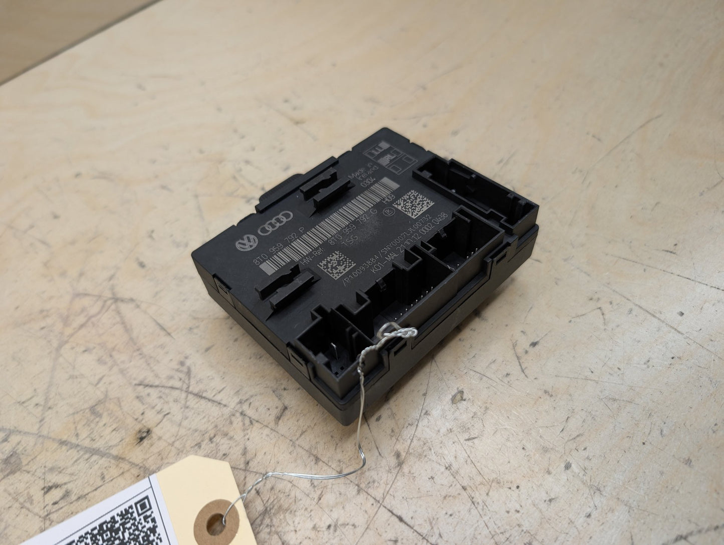 13-17 OEM AUDI A4 A5 S4 S5 Front Left Driver Door Locking Control Module