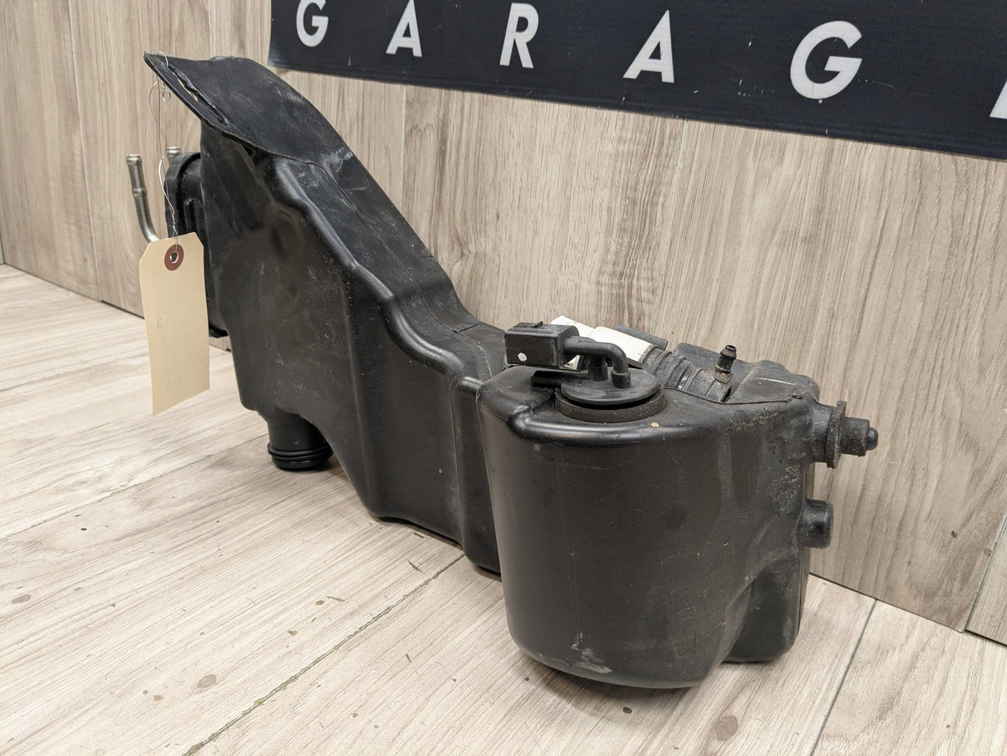2015-2021 Mercedes-Benz C43 W205 Windshield Reservoir Tank Assembly A2058600260
