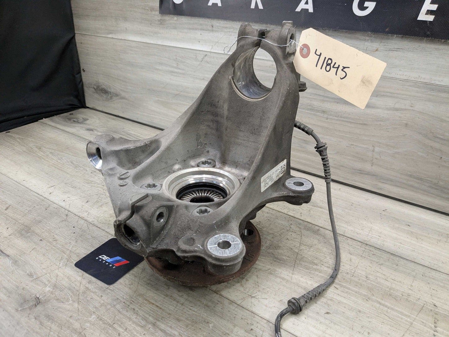 16-24 OEM BMW F39 F44 F48 X1 X2 Front Left Driver Side Knuckle Wheel Hub Bearing