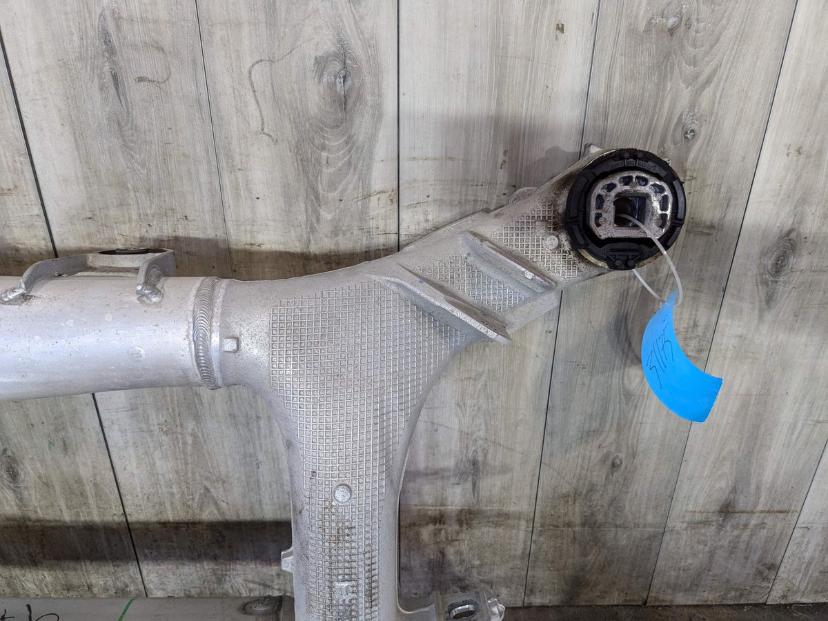 2020 BMW X5 G05 Rear Axle Support Crossmember Subframe 6894149 OEM BMW G05 G06 G07 X5 X6 X7 Rear Axle Subframe Suspension Carrier Crossmember OEM