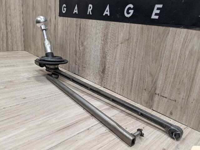 03-05 OEM BMW E85 Z4 M54 MANUAL Transmission Shift Arm and Lever Assembly Q Boot