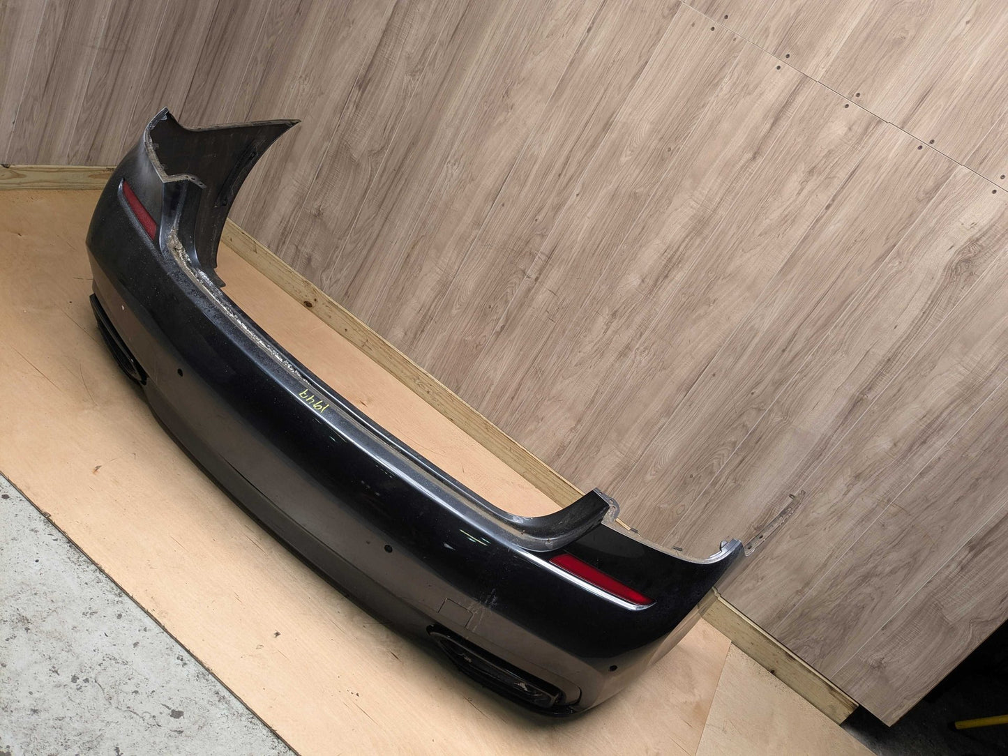 *16-19 OEM BMW G11 G12 M SPORT Rear Bumper Cover Diffuser w/ PDC Option Gray B41 SINGAPUR GRAU METALLIC (B41)