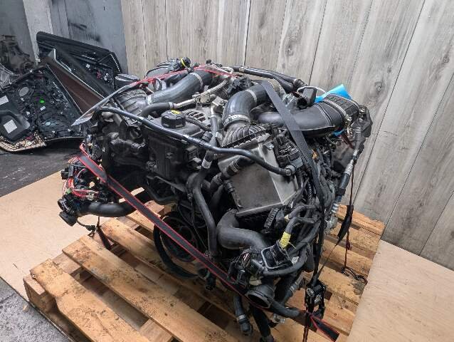 OEM BMW G11 G12 G30 M550 750 Engine Motor Assembly N63R V8 AWD 87202