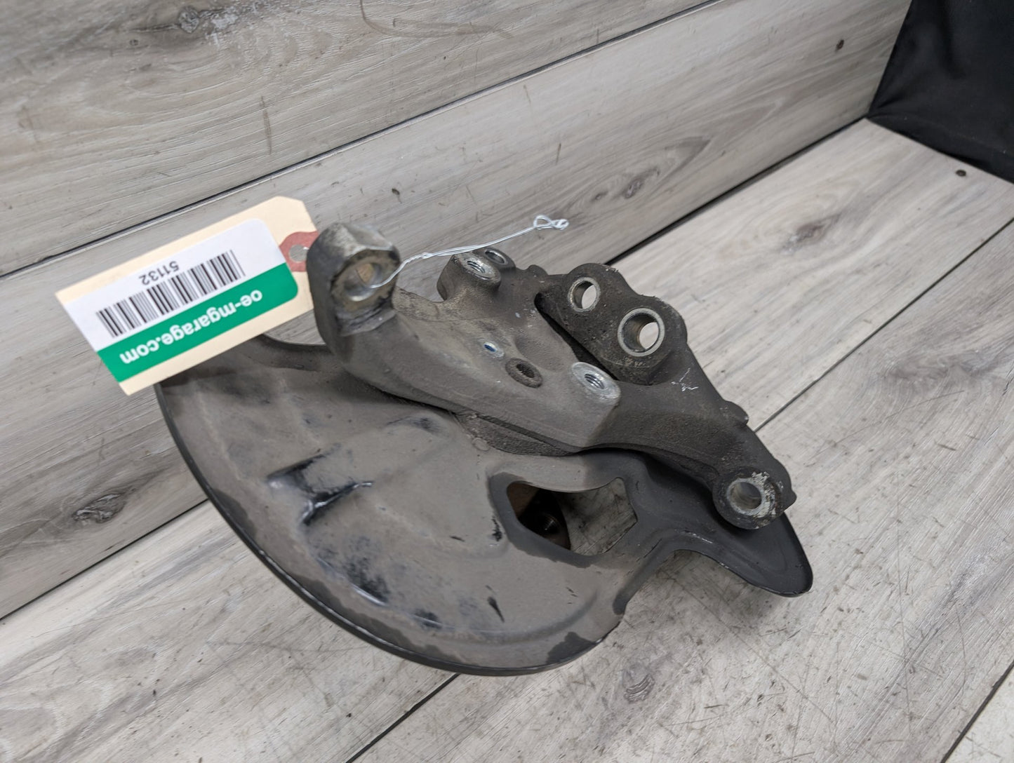 2009-2017 Mercedes-Benz E550 E-Class A207 Front Right Passenger Spindle Knuckle w/ Bearing A2044202644