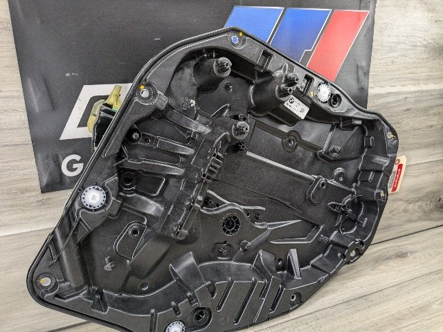 19-25 OEM BMW G05 X5 REAR LEFT Driver Door Window Regulator Motor