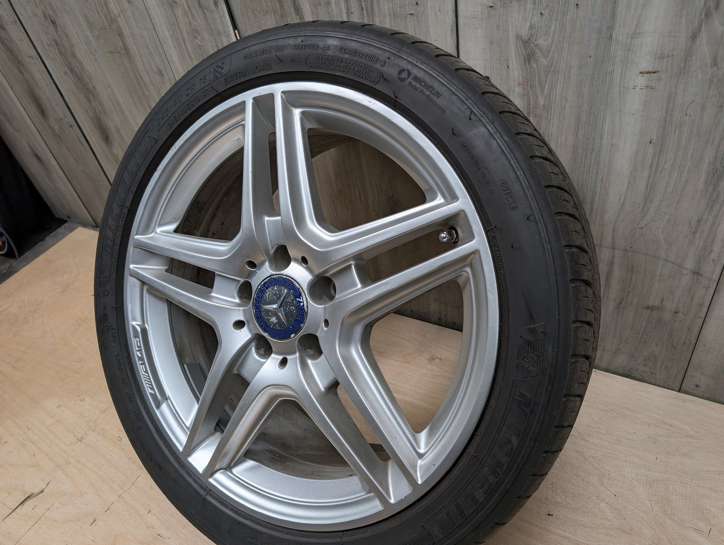 *OEM Mercedes W207 E300 E400 E550 AMG Front Wheel Rim 18x8 ET45 5 Double Spoke