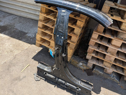 22-24 OEM BMW G26 430 M440 Left Driver Side B Pillar Door Body Cut Structure