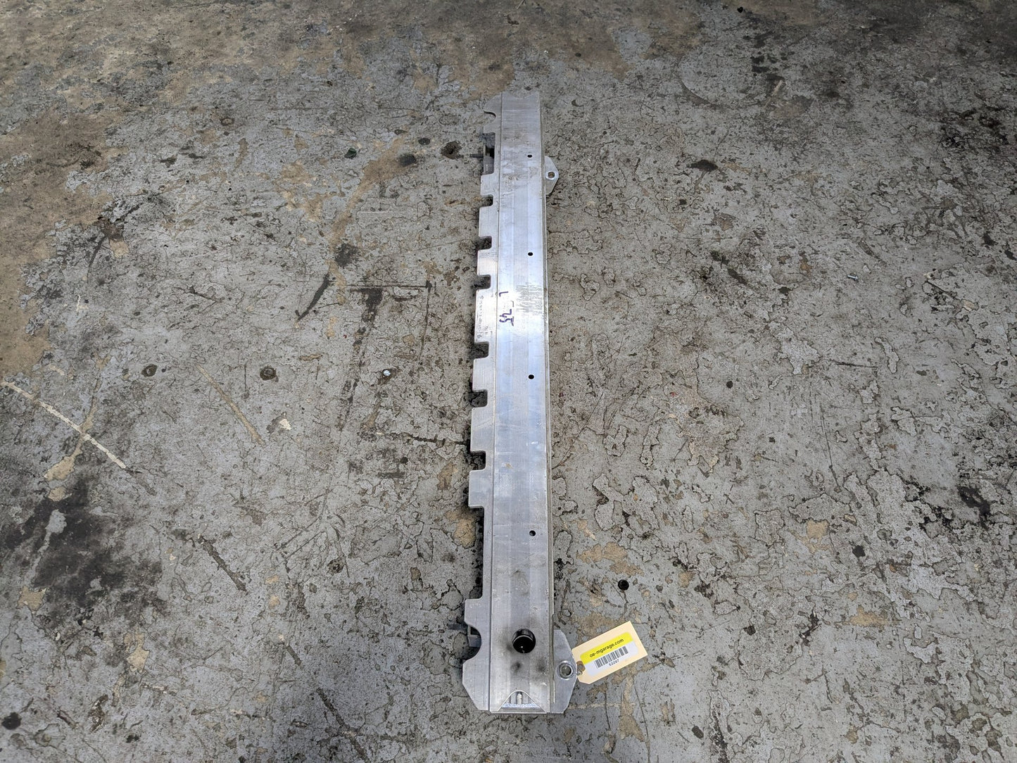 2017-2023 BMW M550i G30 Rear Bumper Reinforcement Rebar Bar 7413876 18-23 OEM BMW G30 M550 REAR Bumper Reinforcement Rebar Carrier Impact Crash Bar