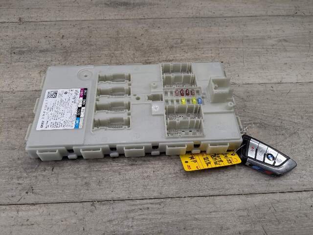 OEM BMW F90 F97 G01 G05 G12 G20 G30 X3 BDC Body Domain Control Module Unit + Key