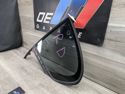 2017 BMW 740i G12 Rear Left Driver Door Window Glass 7384217 16-22 OEM BMW G12 740 750 M760 B7 Rear Left Driver Door Quarter Fixed Glass