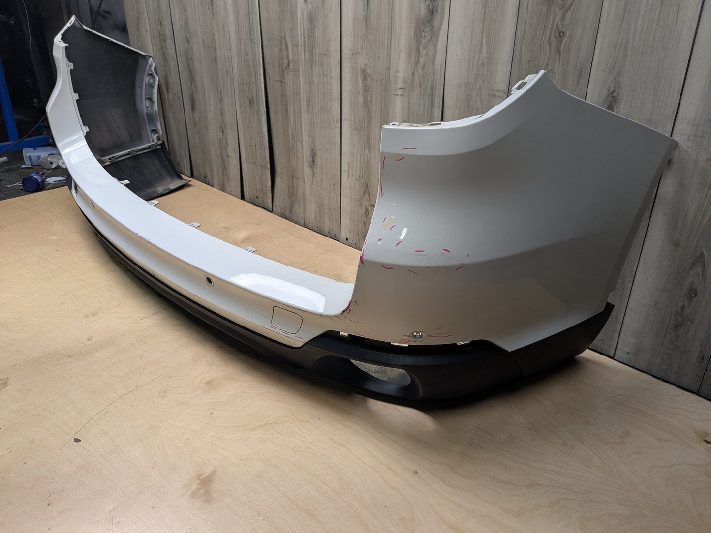 14-18 OEM BMW F15 X5 Rear Bumper Cover PDC Holes w/ Diffuser N55 N57 White 300 ALPINWEISS III (300)
