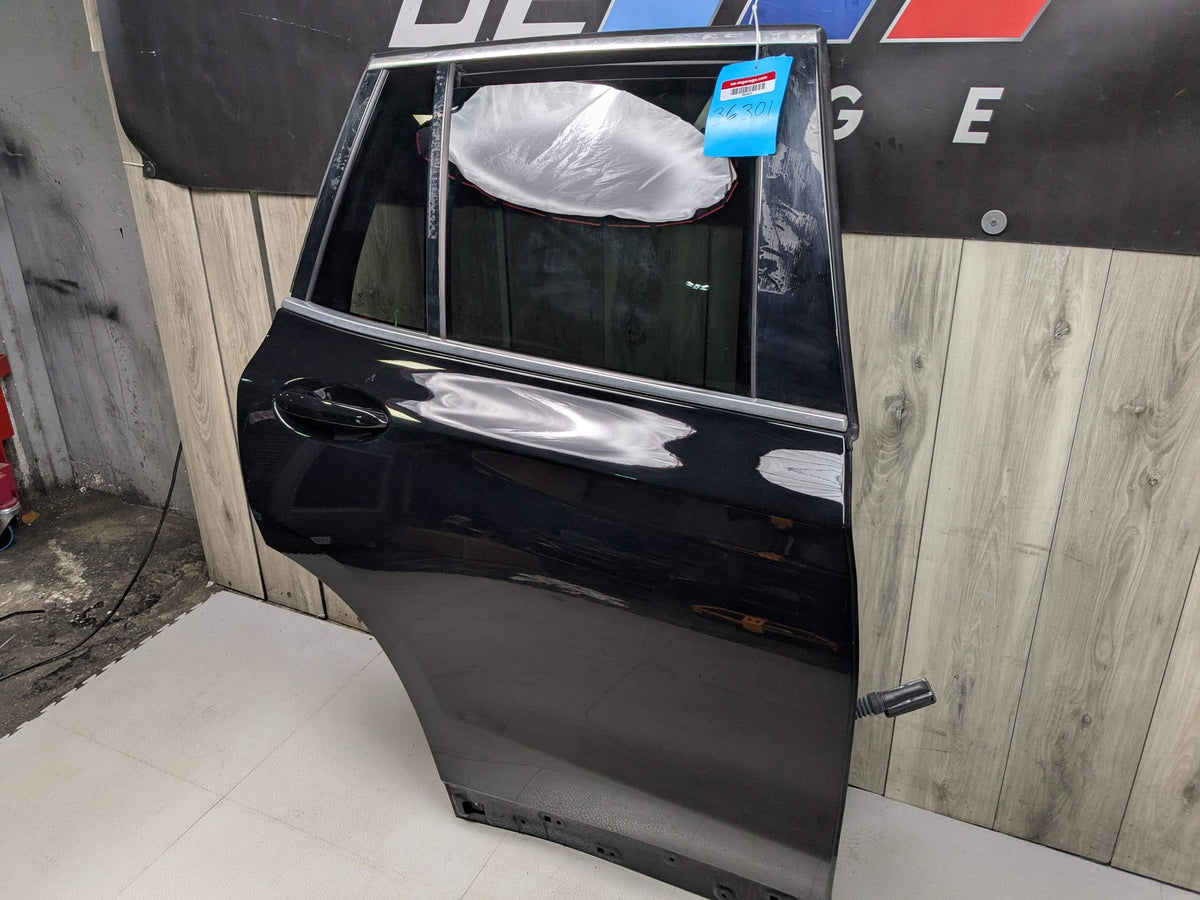 2019 BMW X3 G01 Right Passenger Side Skirt Rocker Panel 7400676