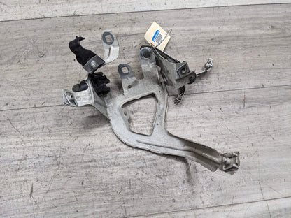 2013 BMW 535xi F10 Front Left Driver Fender Brackets SET 41357207209 11-16 OEM BMW F10 528 535 550 Front Right Side Fender Bracket Wing Holder SET