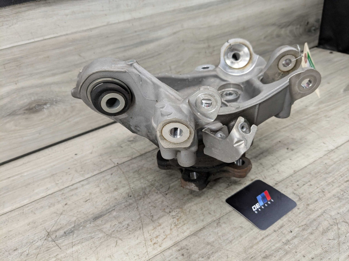 OEM BMW G20 330 M340 REAR Right Passenger Knuckle Wheel Hub Spindle Bearing