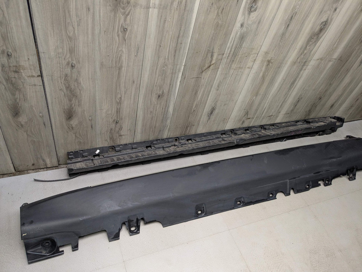 OEM BMW F15 X5 Left Driver Running Step Board Side Skirt Rocker Panel w Bracket