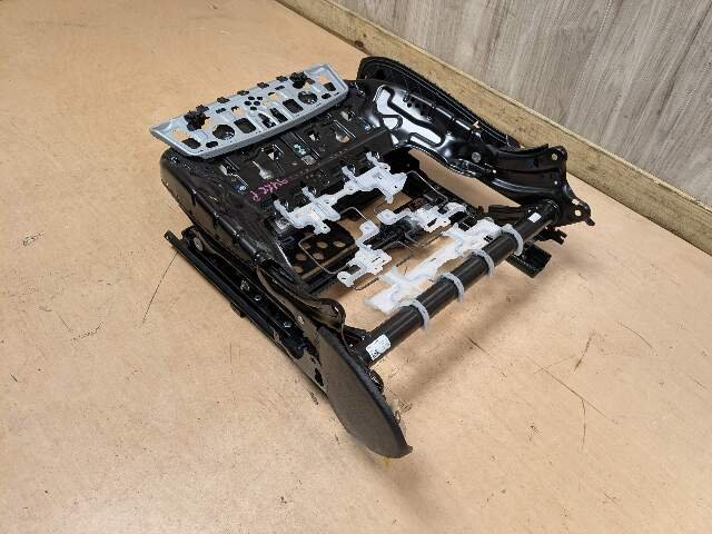 16-23 OEM BMW G12 G30 Front Right Passenger Seat Rail Track w/ Motors 7367546