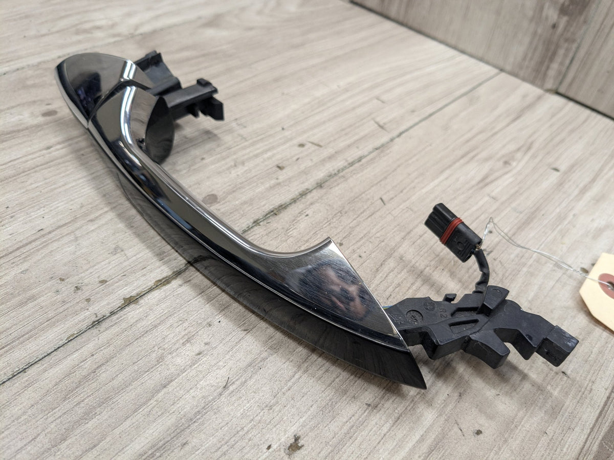 OEM Mercedes W204 W207 W212 W218 Right Passenger Door Handle COMFORT ACCESS