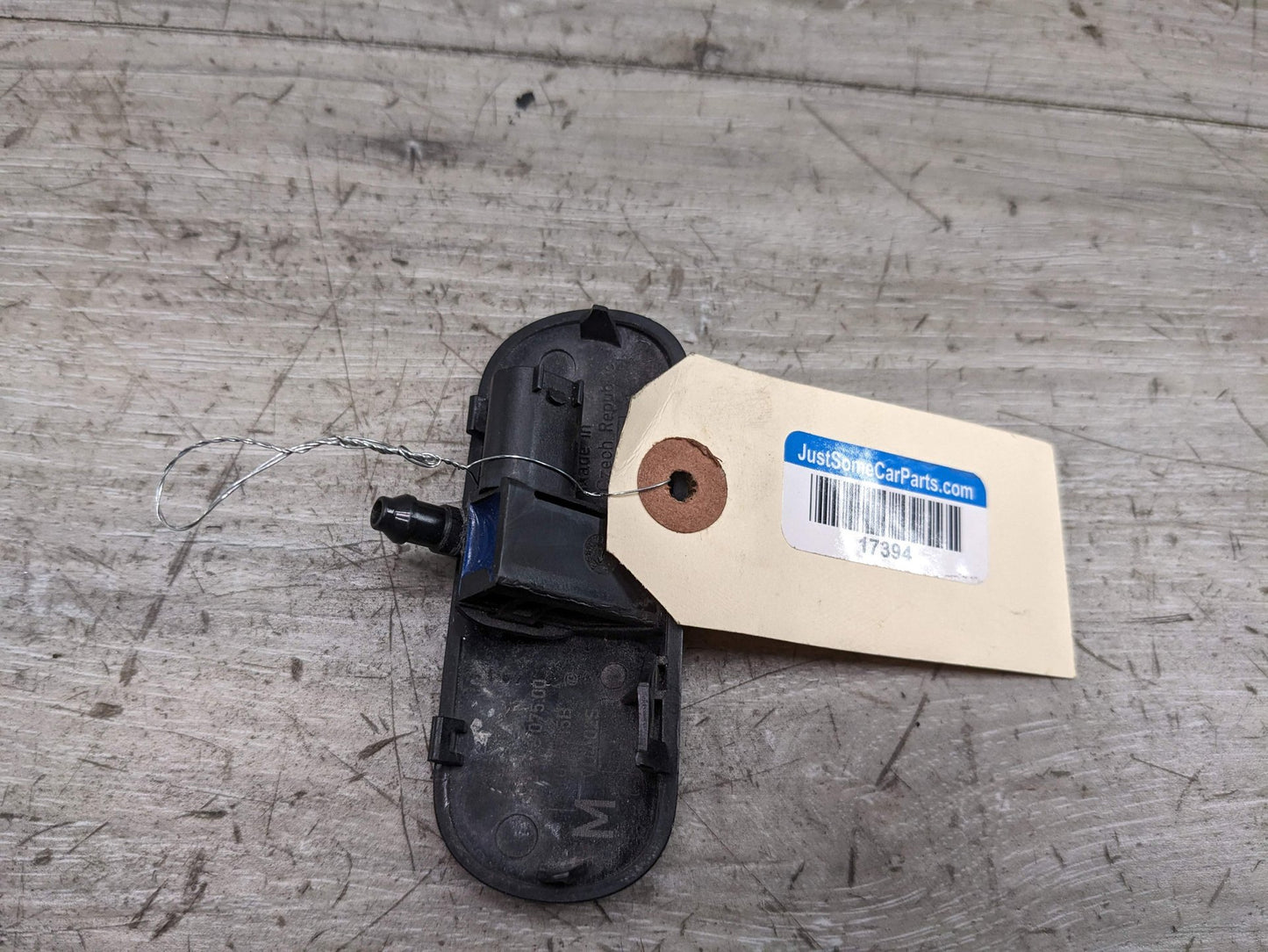 10-16 OEM Porsche Panamera Windshield Middle Wiper Nozzle Sprayer Jet