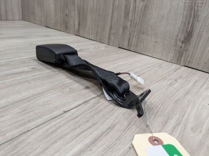 OEM BMW F90 M5 G30 530 540 M550 Rear Center Middle Seatbelt Seat Belt Buckle