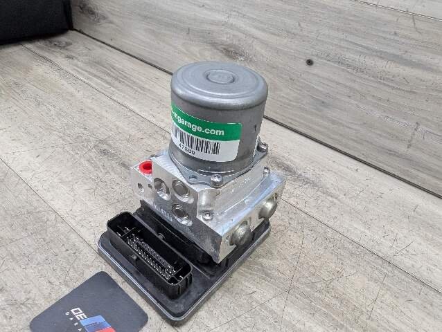 2017 BMW 740i G12 ABS Pump Module 6884577 PRE-LCI OEM BMW G01 G12 G30 ABS Brake Pump Anti Lock DSC Dynamic Stability