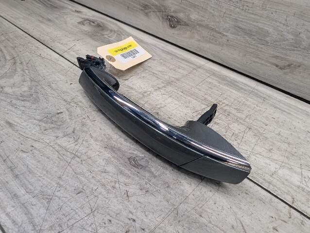 2016 - 2022 BMW 750i G12 Front Left Driver Exterior Door Handle w/ Comfort Access 7413575 N63B44O2