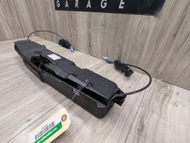 10-18 OEM Mercedes W212 W218 E350 E550 Rear Trunk Lid Pull Down Motor Actuator