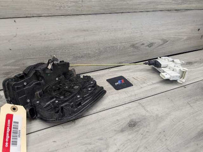 2016 BMW 750i G12 Rear Left Driver Door Latch Lock Actuator w/ Soft Close 2581897 16-22 OEM BMW G11 G12 REAR LEFT DRIVER Side Door Lock Latch Actuator SOFT CLOSE