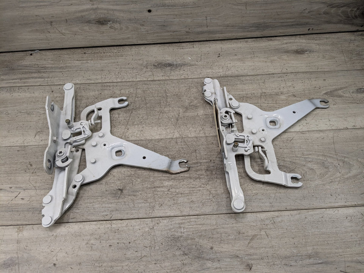 OEM BMW F15 F16 F85 X5 X6 Left Right Hood Hinge Support Bracket Brace SET