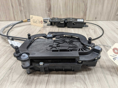 2017 BMW 740i G12 Liftgate Trunk Lid Liftgate Lock Latch Actuators SET 7357097 16-22 OEM BMW G11 G12 740 750 M760 Trunk Lid Power Lock Drive Actuator