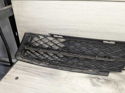 09-11 OEM BMW E90 328 LCI Front Bumper Lower Left Right Center Grilles (3)