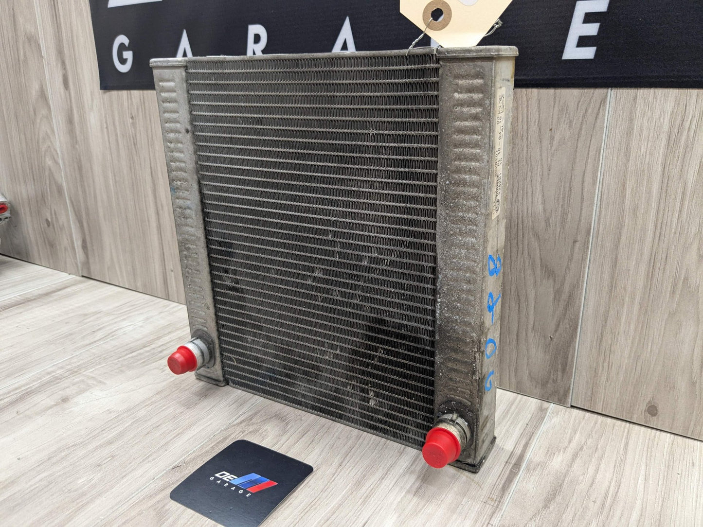 2016 BMW 740i G12 Left or Right Secondary Auxiliary radiator 8620207 OEM BMW F90 G12 G30 G45 Left Right Secondary Auxiliary Coolant Remote Radiator