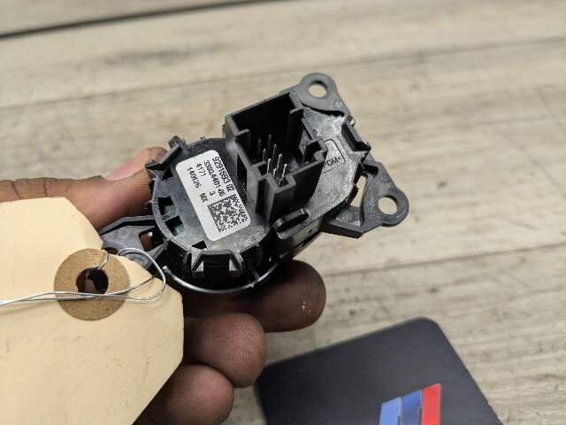 11-18 OEM BMW F25 F26 X3 X4 Engine Dash Start Stop Push Button Switch