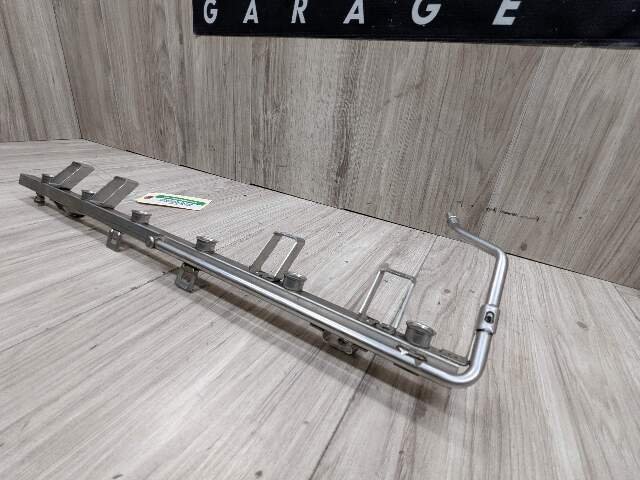 OEM BMW E36 E39 E46 E53 E60 E85 Engine M54 High Pressure Fuel Injector Line Rail