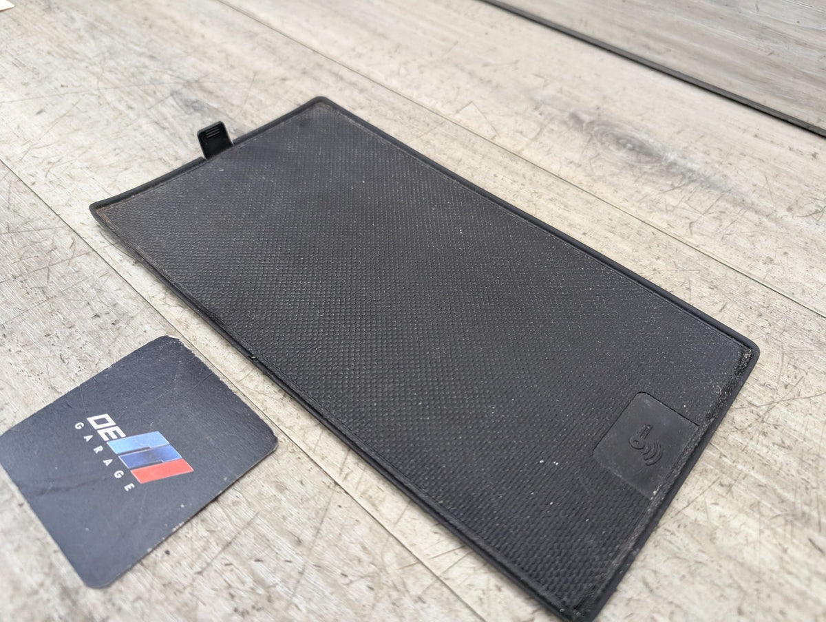 17-25 OEM AUDI A4 A5 RS5 S4 S5 S7 Front Center Console Storage Rubber Insert