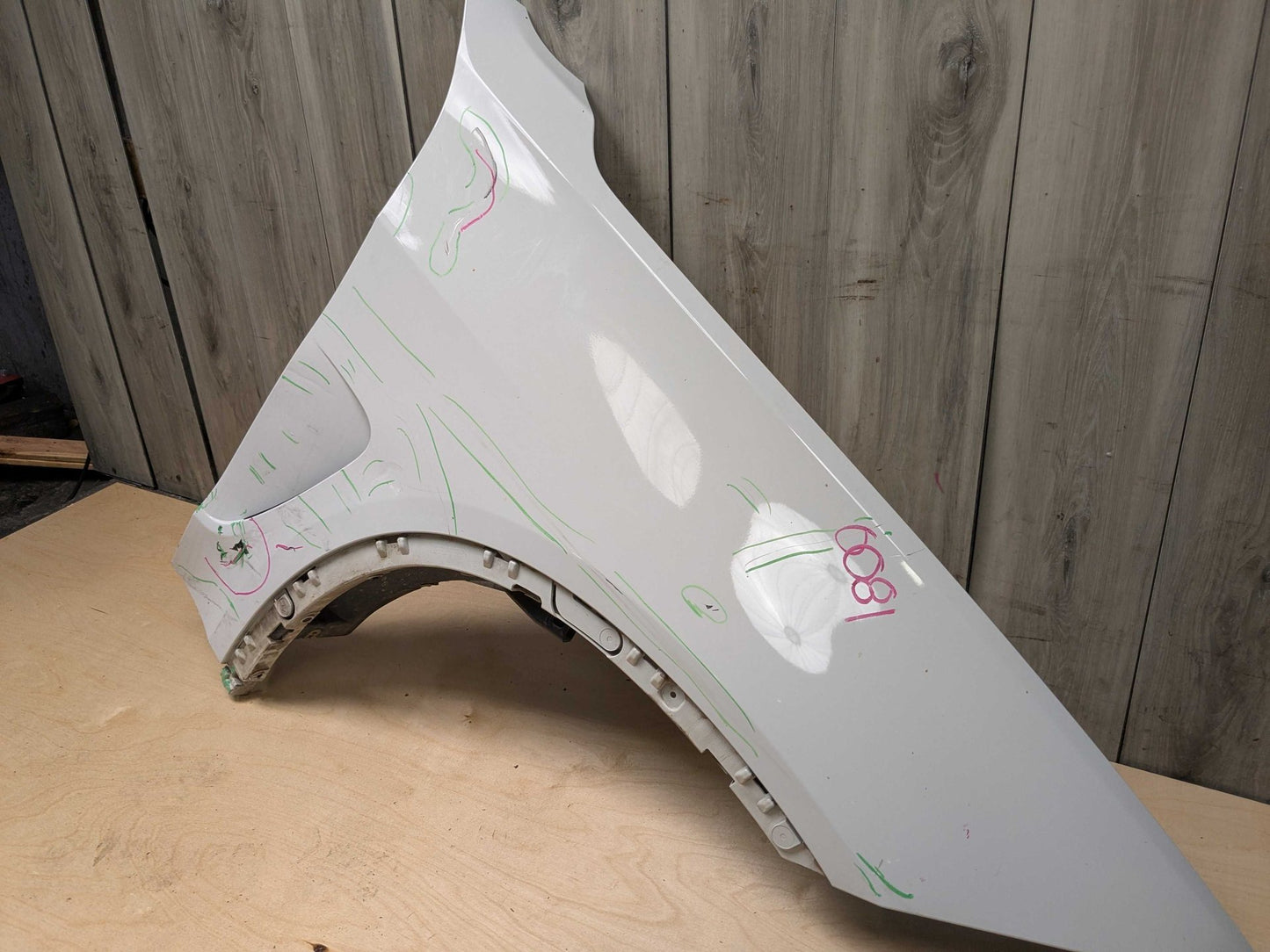 *NOTE* 14-18 OEM BMW F15 X5 Front Right Passenger Side Fender Panel White 300 White ALPINWEISS III (300)
