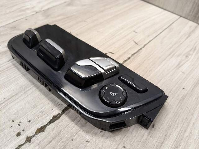 OEM BMW F90 G12 G30 530 540 M550 M5 Front Left Driver Seat Adjust Control Switch