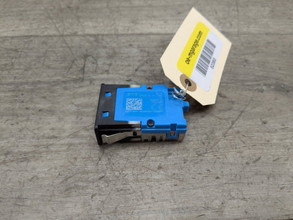 OEM BMW F48 F97 G01 G20 G22 G23 G26 G30 USB Type C Socket Charger Port Connector