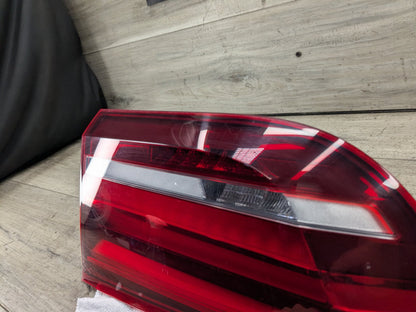 14-18 OEM BMW F15 F85 X5 X5M Rear Right Passenger Trunk Inner Stop Tail Light