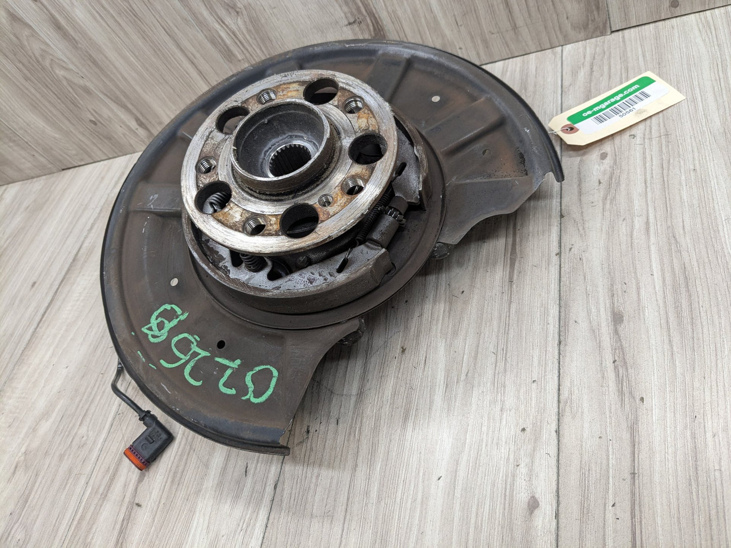 2014 Mercedes-Benz E550 W212 Front Right Passenger Spindle Knuckle w/ Bearing 0 OEM Mercedes W212 E350 E550 Front Left Driver Hub Knuckle Bearing Carrier OEM
