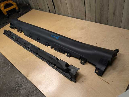 *14-18 OEM BMW F15 X5 Right Passenger Side Skirt Rocker Panel Molding w/ Bracket