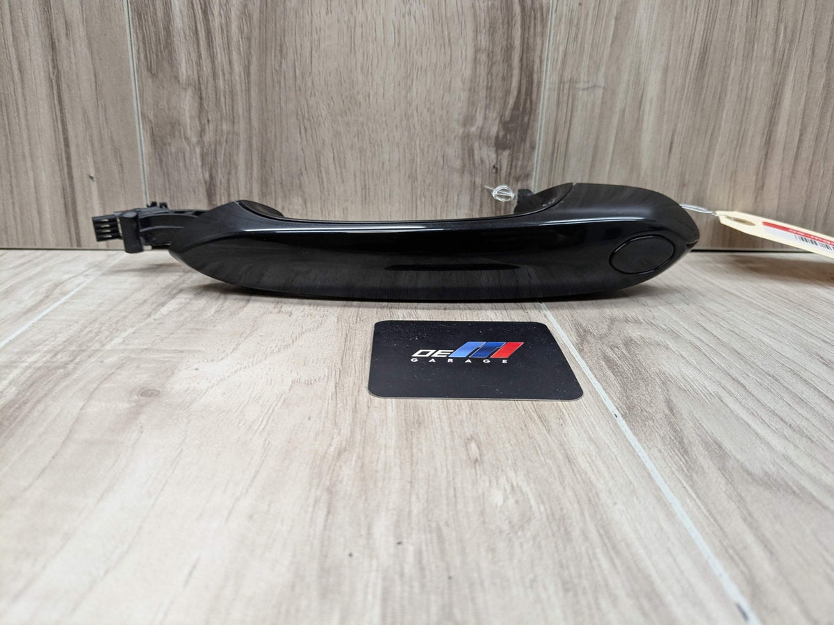 OEM BMW G20 G80 330 M340 M3 FRONT Left Driver Door Handle COMFORT ACCESS Black