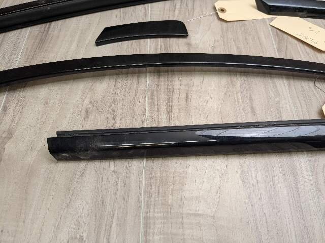 22-25 OEM BMW G42 G87 Right Passenger Side Door Belt Molding Trim SHADOW GLOSS