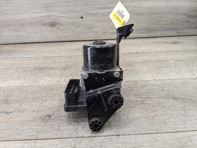 2003 - 2008 BMW Z4 E85 ABS Pump Module 6762868 M54