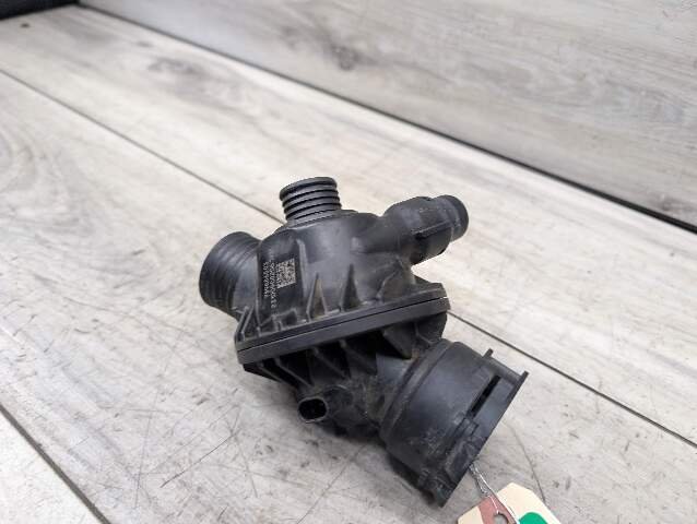 OEM BMW F15 F16 F23 F30 F32 F33 F36 Engine N55 Water Coolant Thermostat Housing